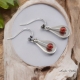 Boucles Oreilles Agate Rouge sur tige avec pendentif en Losange 