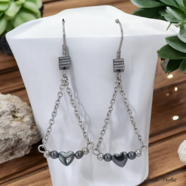 Boucles Oreilles tout inox avec chaines ornées de pierres d'hématite cœur et billes inox